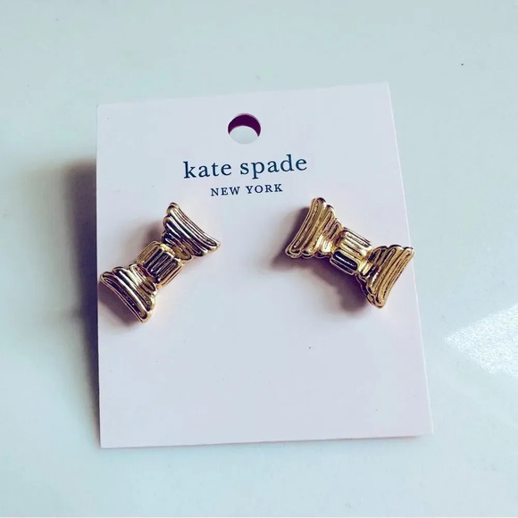 NWT Kate Spade All Wrapped Up Studs - Picture 2 of 5